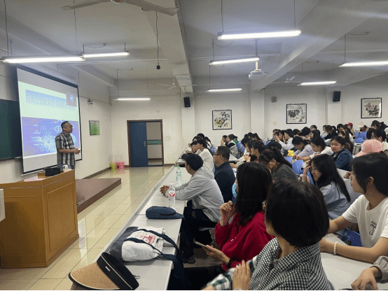 Special Lecture on Professional Guidance of Finance Major and College Students' Career Planning by the Department of Finance of Our College 